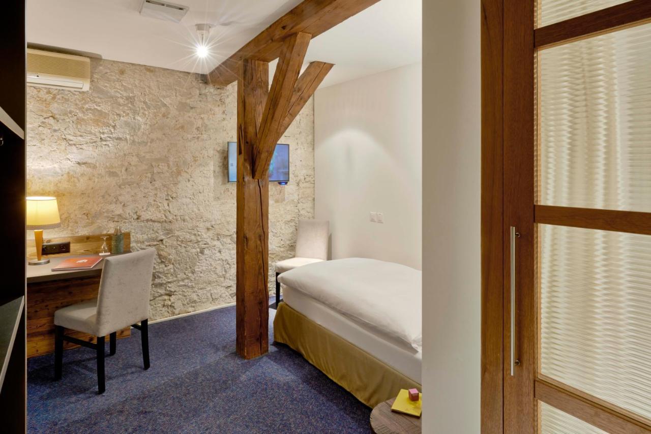 Boutique-Hotel Rueden Шафхаузен Экстерьер фото
