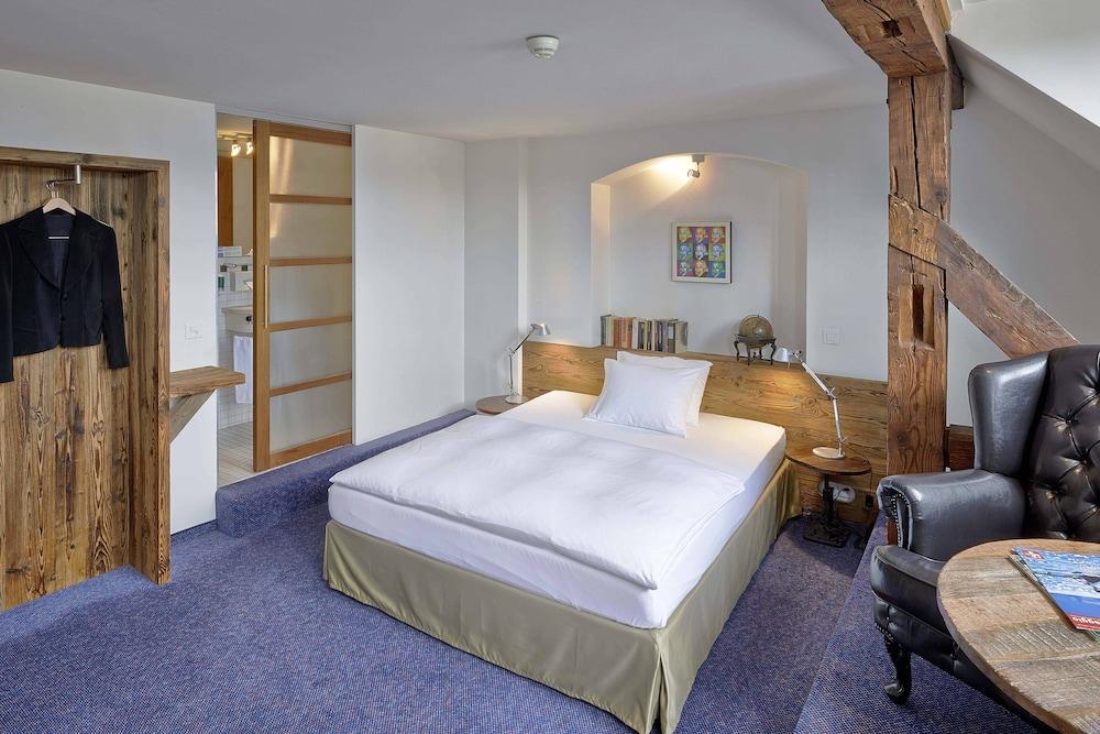 Boutique-Hotel Rueden Шафхаузен Экстерьер фото